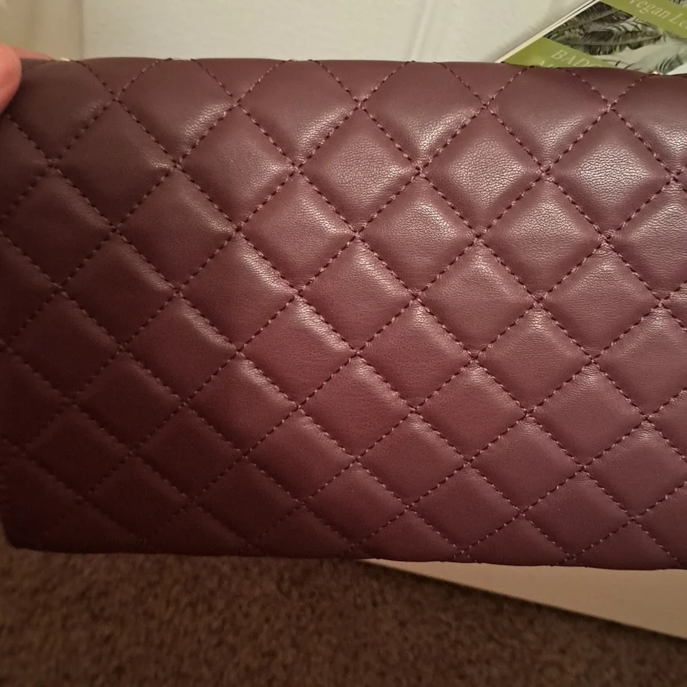 Badgley Mischka Crossbody NWT - Picture 3 of 7